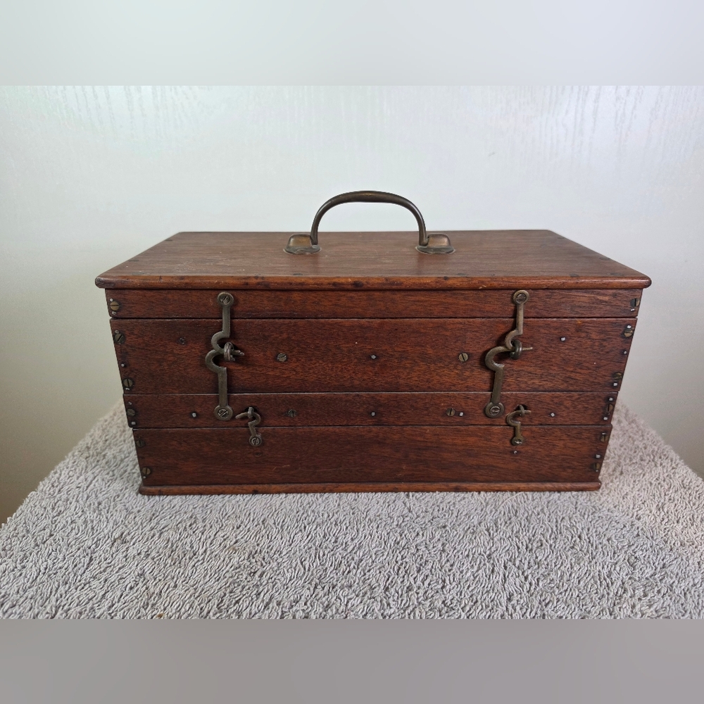 Vintage Wooden Jewelry Or Specialty Tool Storage Box in Brown - Picture 15 of 15
